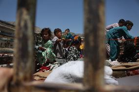 250 000 Refugees Return To Kabul From Pakistan and Iran - Afghanistan