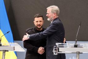 Briefing of Volodymyr Zelenskyy and Petr Fiala in Prague