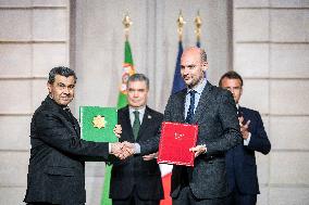 Macron And Berdimuhamedow Attend Agreement Ceremony At Elysee - Paris
