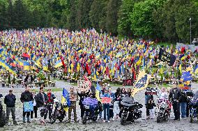 Bikers mark 11 years of Azov Brigade in Lviv