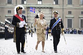 STATE VISIT TO ICELAND CASTLE