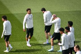 PSG Training before facing Arsenal - FA
