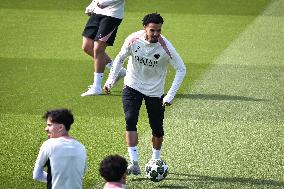 PSG Training before facing Arsenal - FA