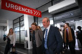 Marcangeli And Ravel Visit Internal Medicine Department At Saint-Antoine Hospital - Paris