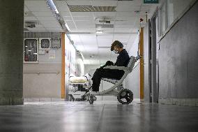 Emergency Department At Saint-Antoine Hospital - Paris