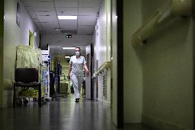 Emergency Department At Saint-Antoine Hospital - Paris