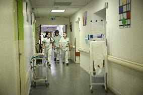 Emergency Department At Saint-Antoine Hospital - Paris