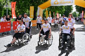 Veterans and UNBROKEN Center patients join Nova Poshta Lviv Half Marathon