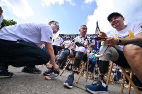 Veterans and UNBROKEN Center patients join Nova Poshta Lviv Half Marathon