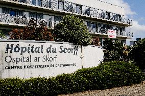 Hospital Interns in Lorient Strike Against Transpartisan Medical Bill - France