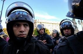 Pensioners Protest At The Congress Of The Nation - Buenos Aires