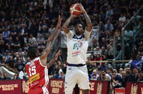 BASKET - Serie A2 - Fortitudo Bologna vs VL Pesaro