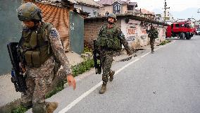 Indian Fighter Jet Crashes in Kashmir Amid Cross-Border Airstrike