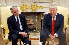 Mark Carney Meets Donald Trump - Washington