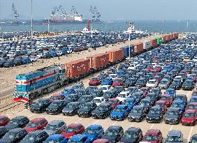 Global Manufacturing Industry in April 2025