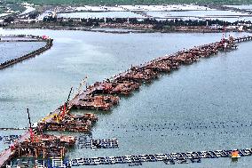 Houhai Cross-Sea Special Bridge Construction