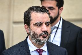 Emmanuel Macron welcomes Ahmed Al Sharaa at the Elysee FA