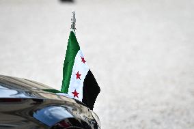 Emmanuel Macron welcomes Ahmed Al Sharaa at the Elysee FA