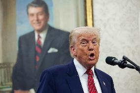 DC: President Trump Swears in David Perdue as U.S. Ambassador to China