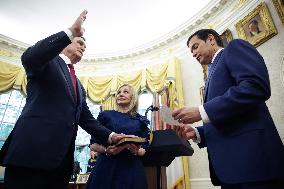 DC: President Trump Swears in David Perdue as U.S. Ambassador to China