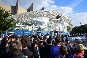 Supporters queuing for PSG vs Arsenal FC at Parc des Princes - Paris