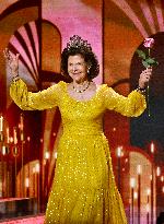 CHRISTER LINDARW AND THE QUEEN