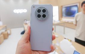 OPPO Find 8X Camera Phone