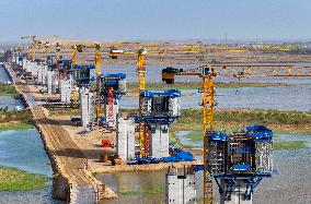 Dengkou Yellow River Bridge Construction