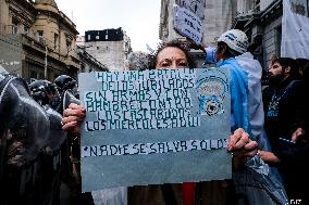 Milei's Violent Repression Of A Pensioners Protest In Argentina