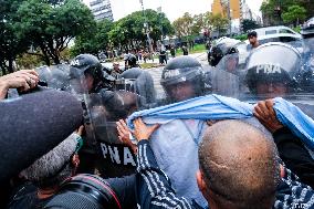 Milei's Violent Repression Of A Pensioners Protest In Argentina