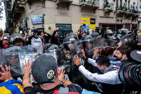 Milei's Violent Repression Of A Pensioners Protest In Argentina