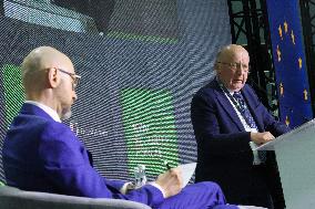 17th Annual Kyiv Security Forum begins in Kyiv