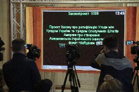 Verkhovna Rada votes to ratify agreement on subsoil with United States