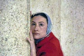 Warmth of Cold Walls performance shown in Kharkiv