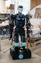 RoBee First Cognitive Humanoid For Restoration Unveiled - Milan