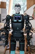 RoBee First Cognitive Humanoid For Restoration Unveiled - Milan