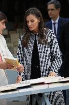 Queen Letizia Visits Cuesta de Moyano Book Fair - Madrid