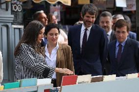 Queen Letizia Visits Cuesta de Moyano Book Fair - Madrid