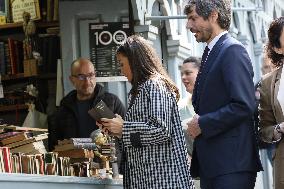 Queen Letizia Visits Cuesta de Moyano Book Fair - Madrid