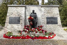 Russians celebrating "Victory Day"