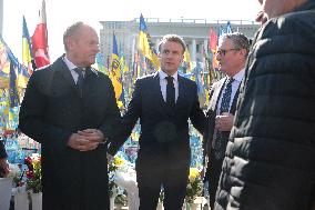 Ukrainian President and European leaders pay tribute to fallen warriors in Kyiv