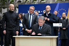 Deal on 2nd tranche of profits from frozen Russian assets for Ukraine inked in Lviv