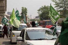 Rawalpindi Rally Backs Pakistan Military - Pakistan
