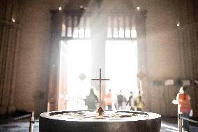 Mass for Pope Leon XIV at the Notre-Dame de Paris