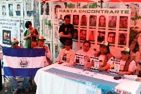 Vigil in Mexico City Honors Mothers of the Missing - Mexico