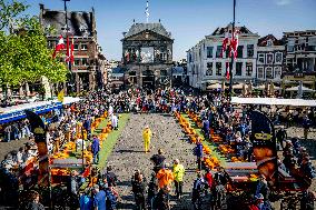 Gouda Cheese Market Illustrations - Netherlands
