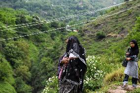 People Flee and Mourn After Border Strikes - Kashmir