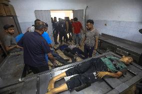 Israeli Strike On Crowded Restaurant Kills 33 And Injures Dozens - Gaza