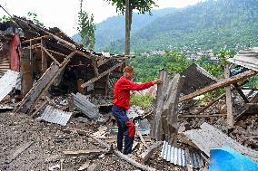People Flee and Mourn After Border Strikes - Kashmir