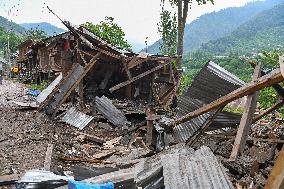 People Flee and Mourn After Border Strikes - Kashmir